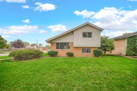 Tiny photo for 14501 Tripp Avenue, Midlothian, IL 60445 (MLS # 12498387)