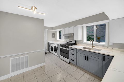 Tiny photo for 14501 Tripp Avenue, Midlothian, IL 60445 (MLS # 12498387)