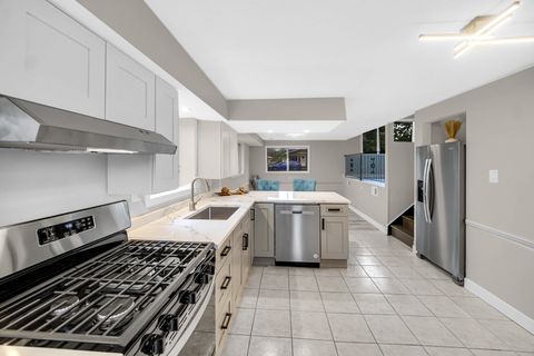 Tiny photo for 14501 Tripp Avenue, Midlothian, IL 60445 (MLS # 12498387)