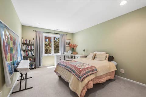 Tiny photo for 901 Hinman Avenue #3B, Evanston, IL 60202 (MLS # 12673719)