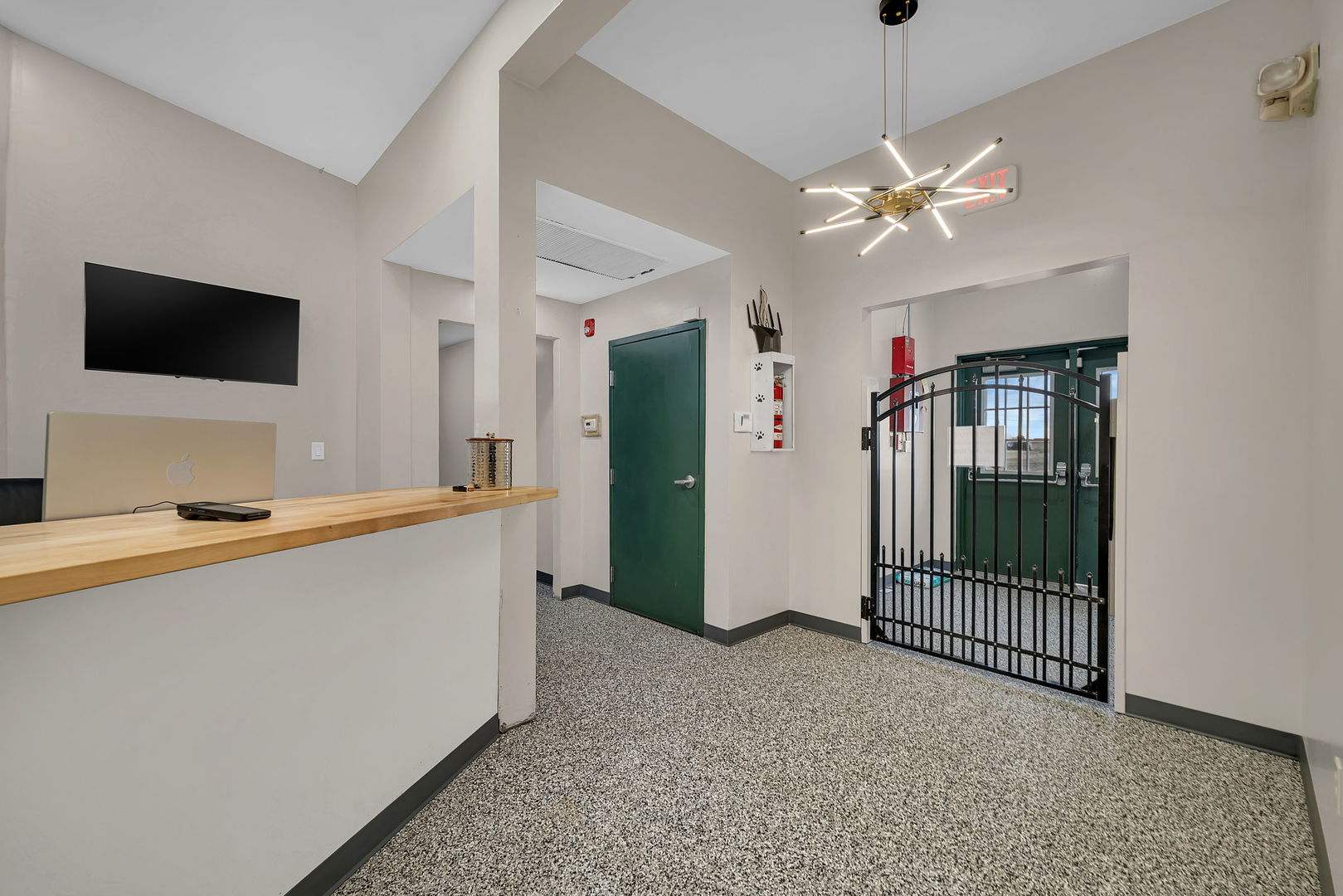 441 E Stevenson Avenue