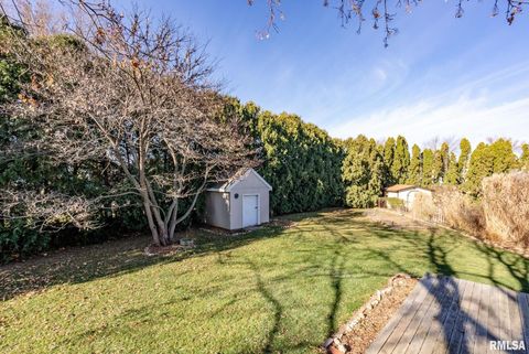 Tiny photo for 4 MANOR Court, Eldridge, IA 52748 (MLS # QC4269768)