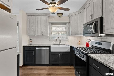 Tiny photo for 4 MANOR Court, Eldridge, IA 52748 (MLS # QC4269768)