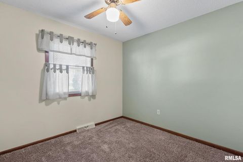 Tiny photo for 4 MANOR Court, Eldridge, IA 52748 (MLS # QC4269768)