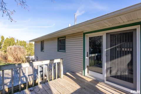 Tiny photo for 4 MANOR Court, Eldridge, IA 52748 (MLS # QC4269768)