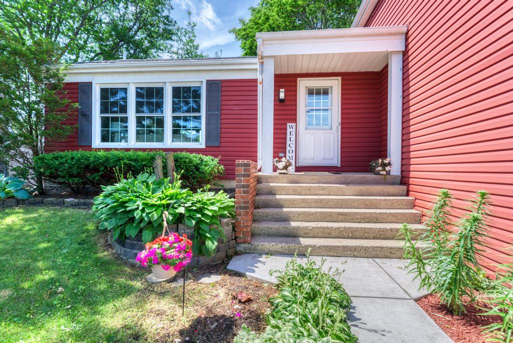 2123 Primrose Lane