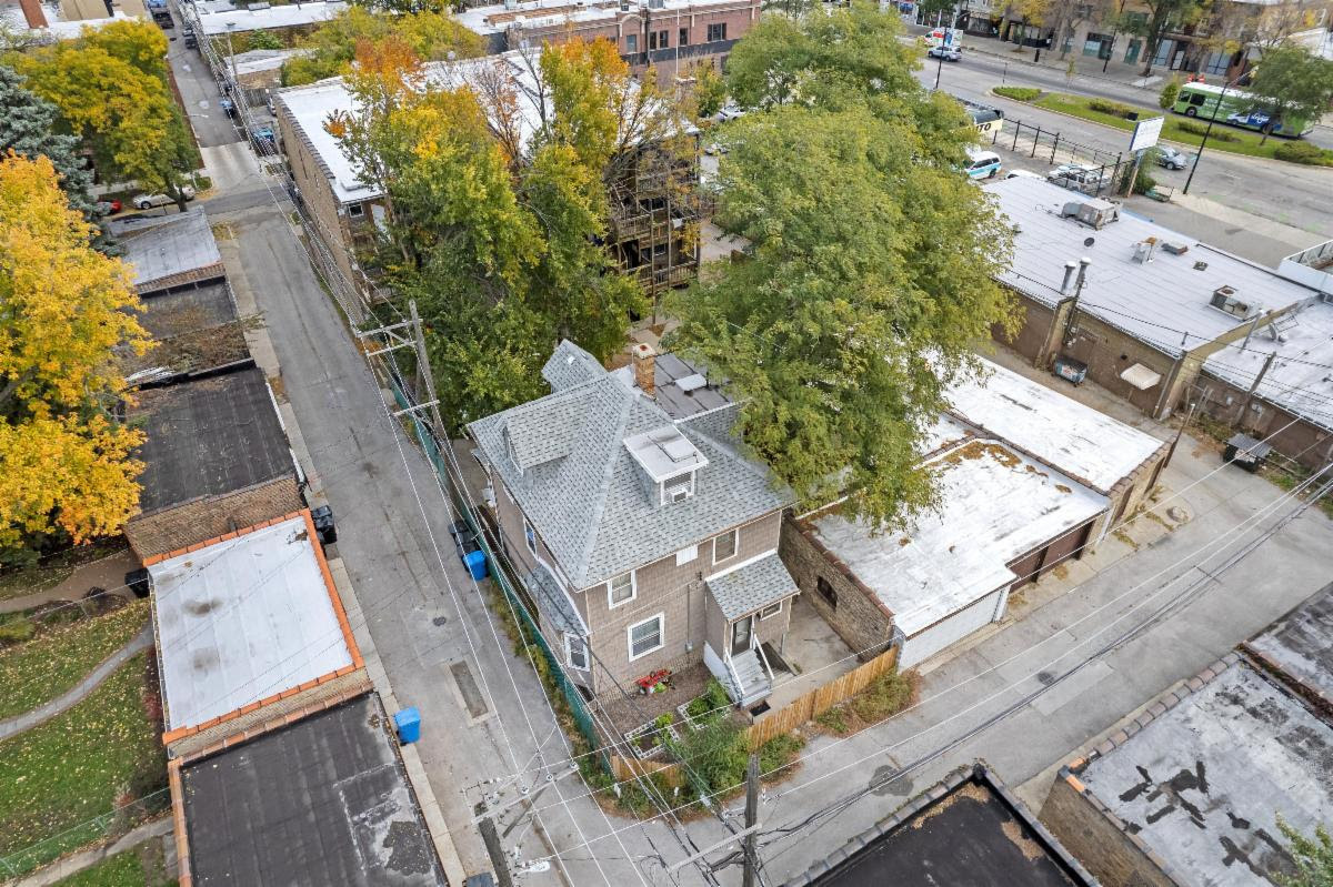 1615 W Highland Avenue