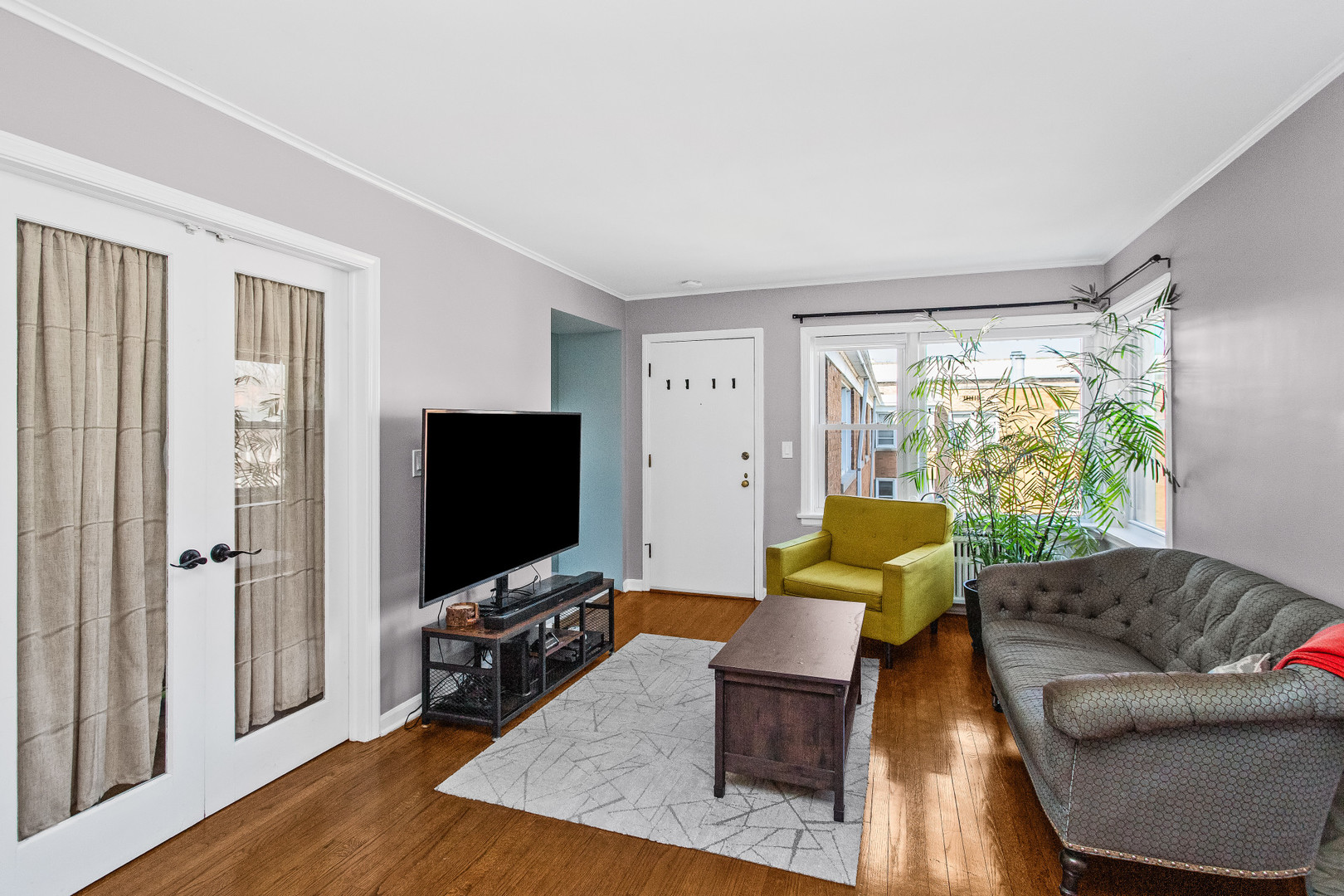 524 Michigan Avenue 3S