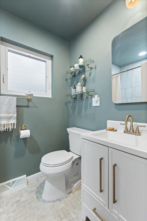 Tiny photo for 3306 N Lawndale Avenue, Chicago, IL 60618 (MLS # 12550978)