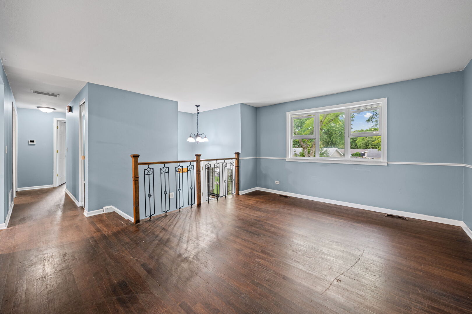 933 Webster Lane