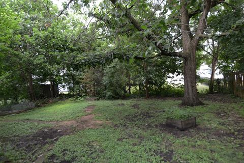 Tiny photo for 724 S 5th Street, St. Charles, IL 60174 (MLS # 12498869)