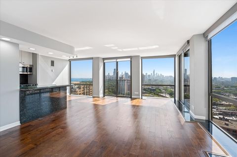 Tiny photo for 345 W Fullerton Parkway #2605, Chicago, IL 60614 (MLS # 12472667)