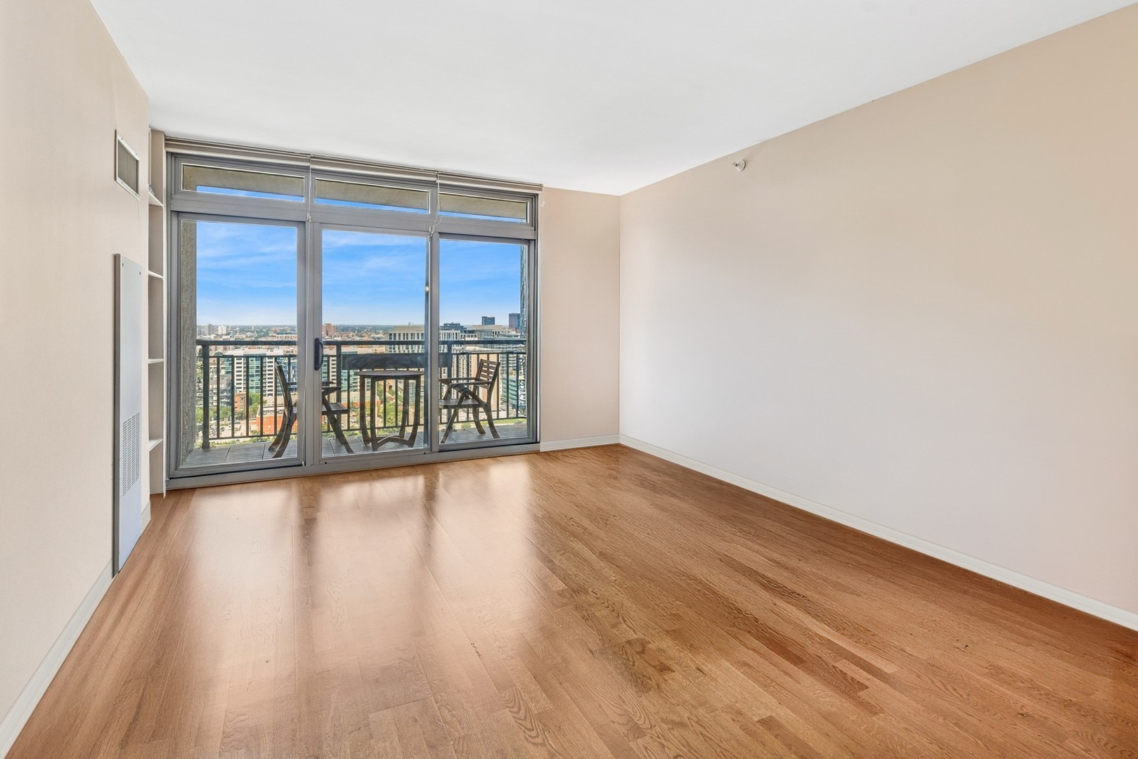 125 S Jefferson Street 2110