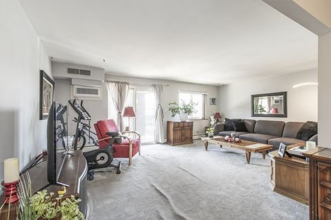 Tiny photo for 435 S Cleveland Avenue #307, Arlington Heights, IL 60005 (MLS # 12557701)