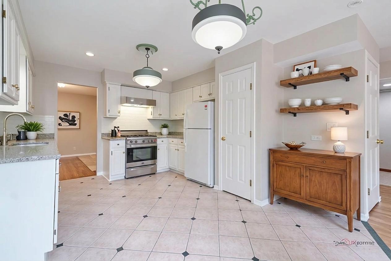 158 N Royal Oak Drive