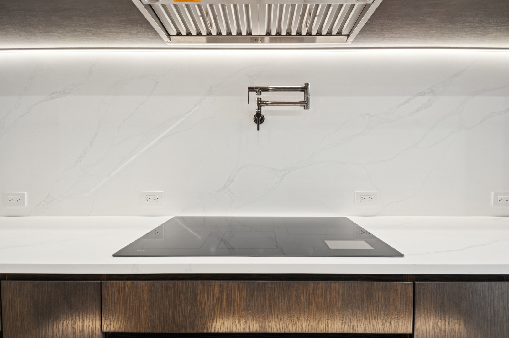 Chicago, Illinois 60612, United States, 3 Bedrooms Bedrooms, ,5 BathroomsBathrooms,Residential,Active,202087