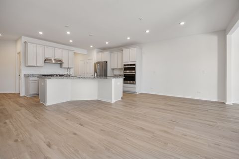 Tiny photo for 537 Watercress Drive, Aurora, IL 60504 (MLS # 12614764)