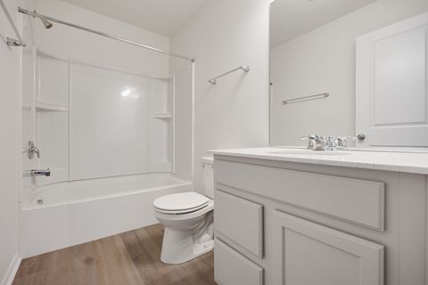 Tiny photo for 537 Watercress Drive, Aurora, IL 60504 (MLS # 12614764)