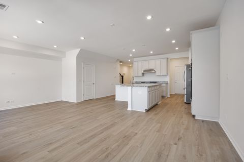 Tiny photo for 537 Watercress Drive, Aurora, IL 60504 (MLS # 12614764)