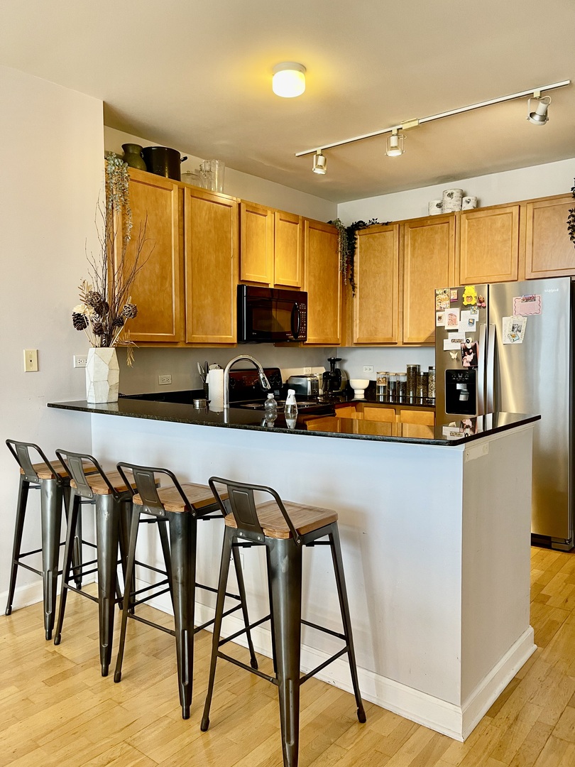 1841 S CALUMET Street 1809