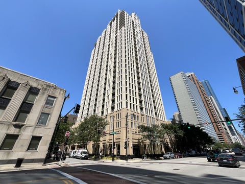 Photo of 1250 S Michigan Avenue #1209, Chicago, IL 60605 (MLS # 12736200)