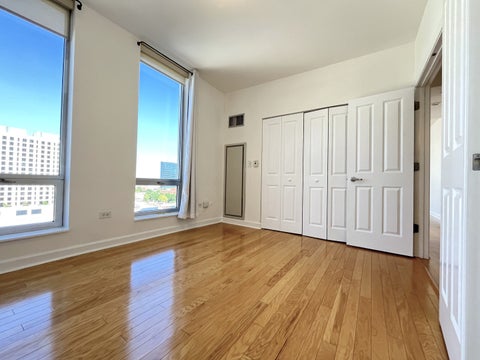 Tiny photo for 1250 S Michigan Avenue #1209, Chicago, IL 60605 (MLS # 12736200)