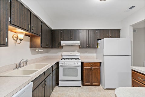Tiny photo for 1624 Salisbury Court #C, Wheaton, IL 60189 (MLS # 12740198)