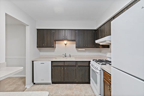 Tiny photo for 1624 Salisbury Court #C, Wheaton, IL 60189 (MLS # 12740198)