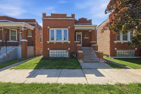 Photo of 2516 S 56th Court, Cicero, IL 60804 (MLS # 12687088)