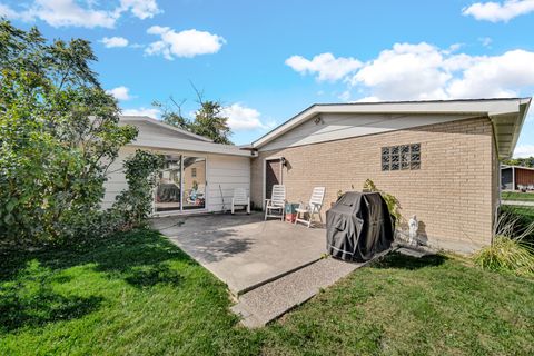 Tiny photo for 511 W Arquilla Drive, Glenwood, IL 60425 (MLS # 12503495)