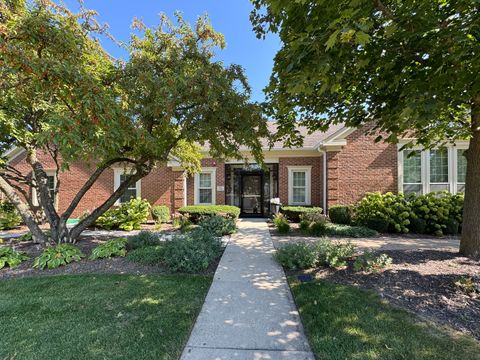 Tiny photo for 30W015 Juniper Court #30W015, Warrenville, IL 60555 (MLS # 12622316)