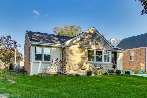 Tiny photo for 8521 Springfield Avenue, Skokie, IL 60076 (MLS # 12442071)