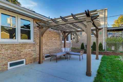 Tiny photo for 8521 Springfield Avenue, Skokie, IL 60076 (MLS # 12442071)