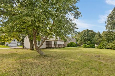 Tiny photo for 2042 University Drive, Naperville, IL 60565 (MLS # 12474510)
