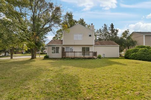 Tiny photo for 2042 University Drive, Naperville, IL 60565 (MLS # 12474510)