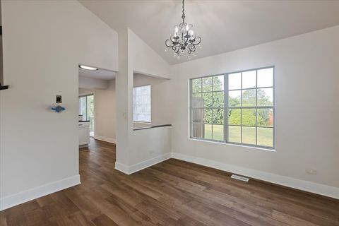 Tiny photo for 2042 University Drive, Naperville, IL 60565 (MLS # 12474510)