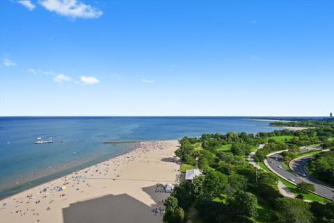 Tiny photo for 5757 N Sheridan Road #15H, Chicago, IL 60660 (MLS # 12455138)