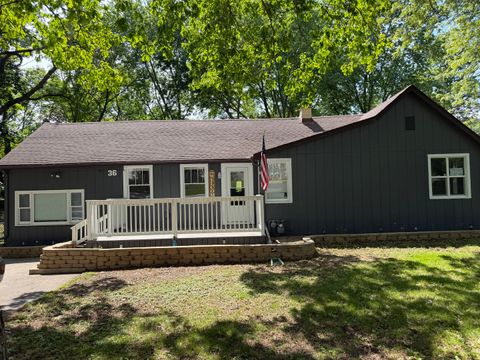 Photo of 36 Hillcrest Avenue, Fox Lake, IL 60020 (MLS # 12663075)