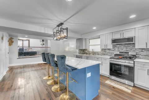 Tiny photo for 16524 Brockton Lane, Oak Forest, IL 60452 (MLS # 12501415)