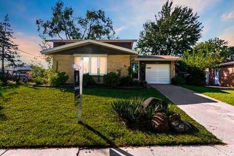 Tiny photo for 16524 Brockton Lane, Oak Forest, IL 60452 (MLS # 12501415)