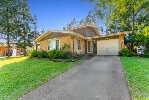 Tiny photo for 16524 Brockton Lane, Oak Forest, IL 60452 (MLS # 12501415)
