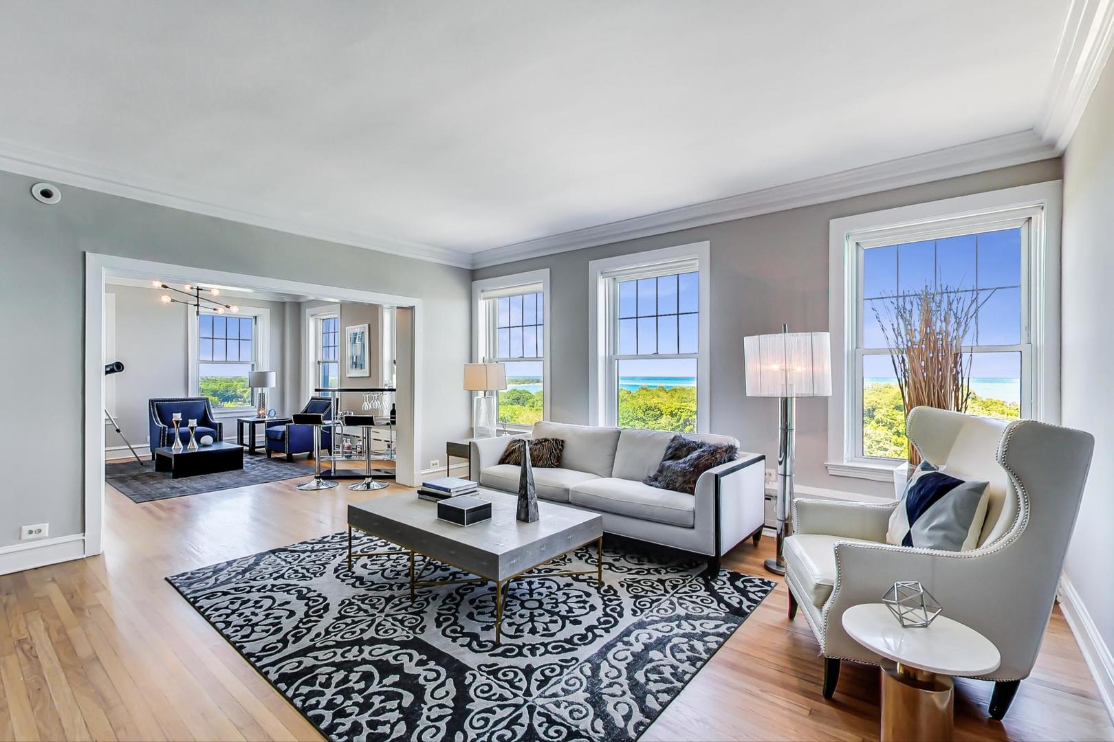 3530 N LAKE SHORE Drive 10A