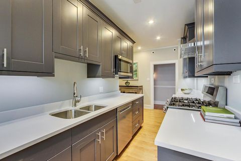 Tiny photo for 3530 N LAKE SHORE Drive #10A, Chicago, IL 60657 (MLS # 12516652)