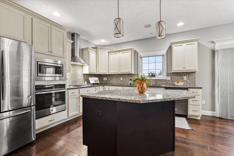 Tiny photo for 1525 Stoneroller Circle, Bloomington, IL 61705 (MLS # 12515917)