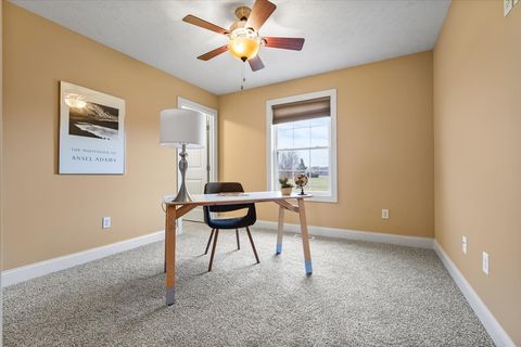 Tiny photo for 1525 Stoneroller Circle, Bloomington, IL 61705 (MLS # 12515917)