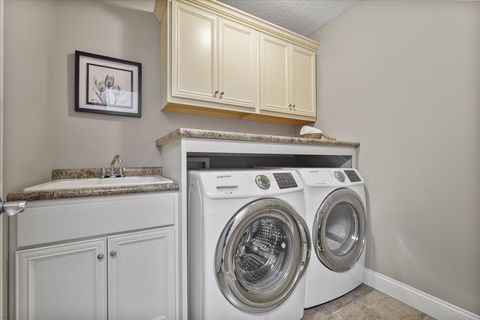 Tiny photo for 1525 Stoneroller Circle, Bloomington, IL 61705 (MLS # 12515917)