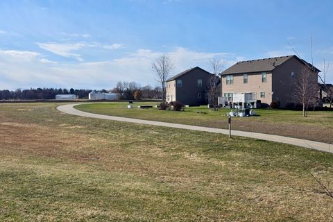 Tiny photo for 1525 Stoneroller Circle, Bloomington, IL 61705 (MLS # 12515917)