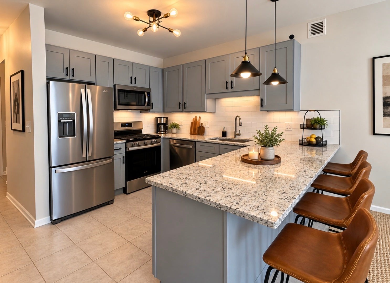 21 W CHESTNUT Street 806