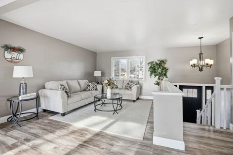 Tiny photo for 368 33rd Avenue Court, East Moline, IL 61244 (MLS # 12576010)