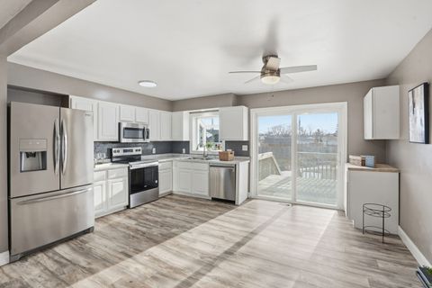 Tiny photo for 368 33rd Avenue Court, East Moline, IL 61244 (MLS # 12576010)